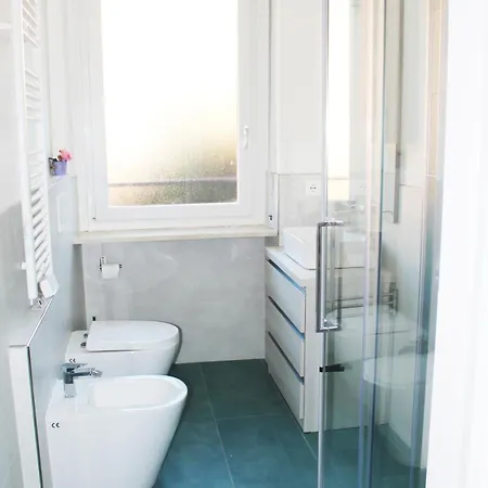 A Charming In Apartment *